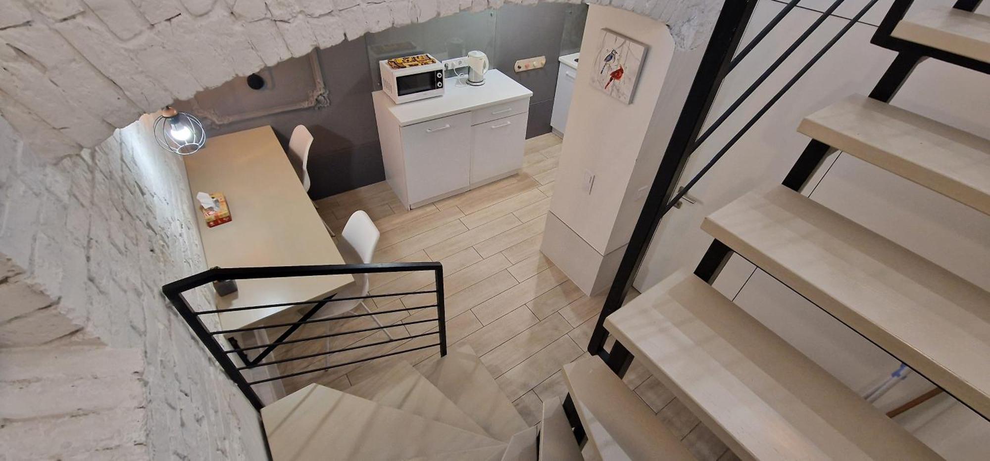 Apartamento Чорно -Білий Люкс В Центрі Leópolis Exterior foto